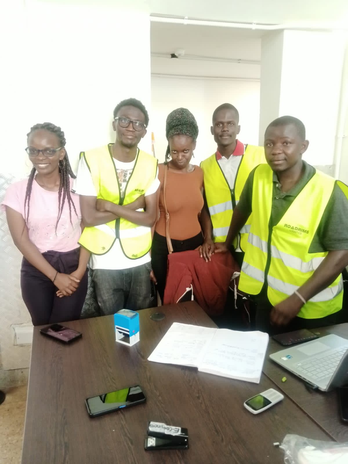 Roadrims Logistics Dispatch team