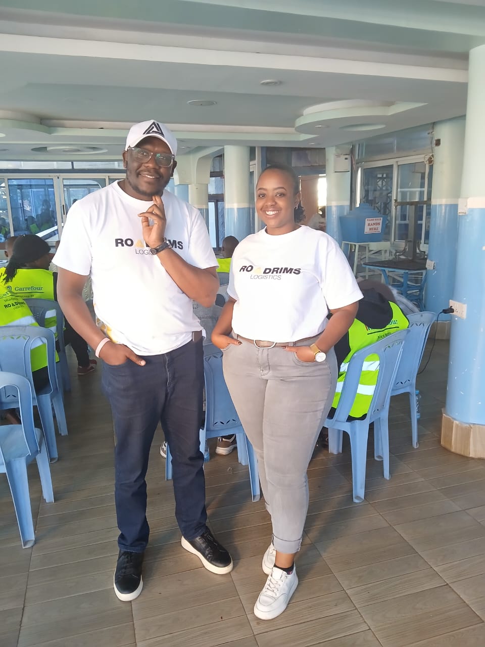 Roadrims Logistics team