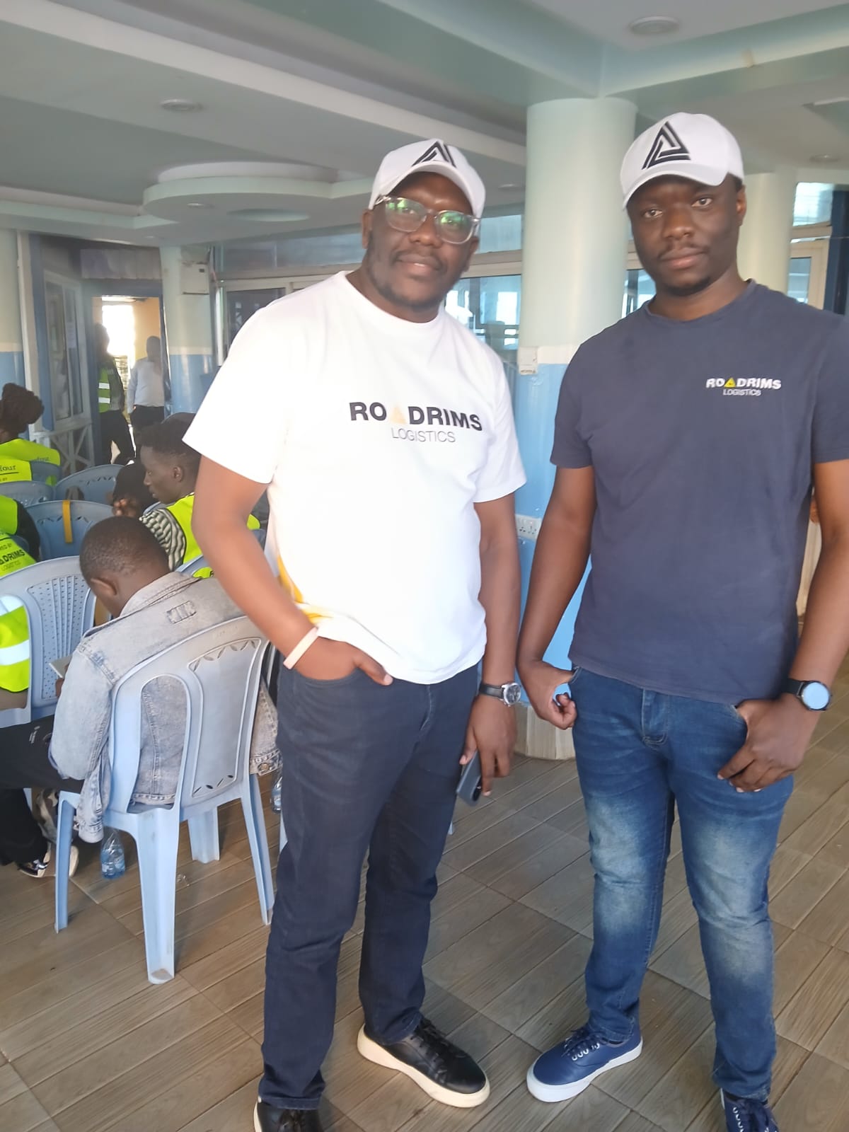 Roadrims Logistics team