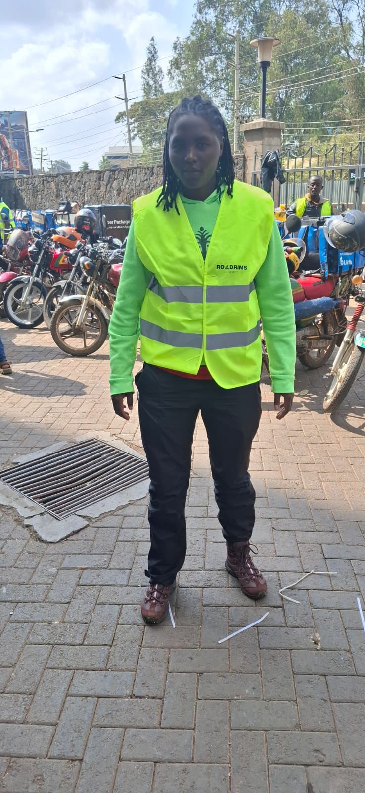 Roadrims Logistics team