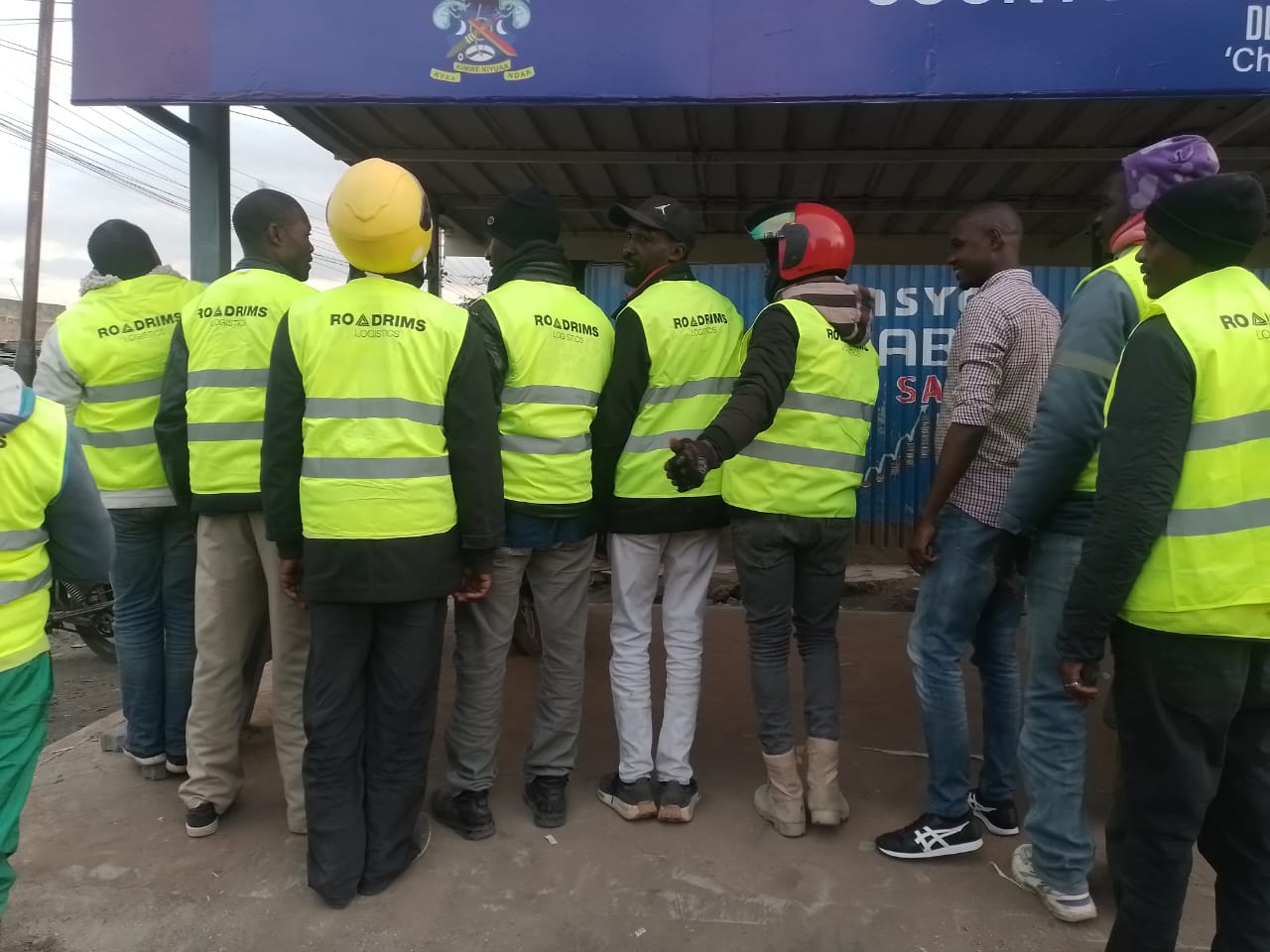 Roadrims Logistics team