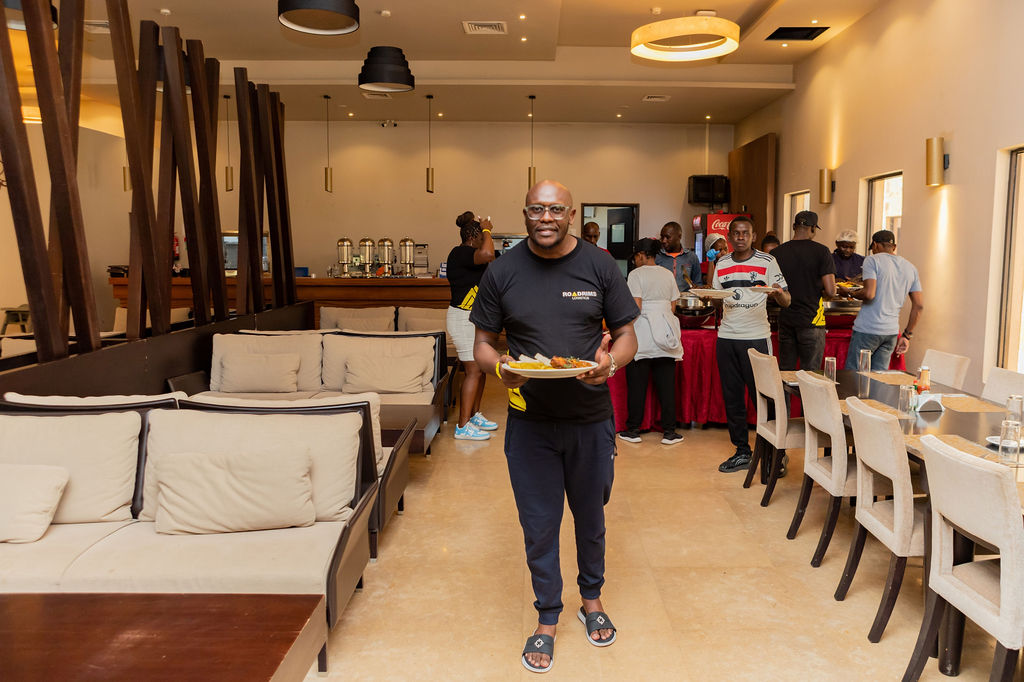 Roadrims Logistics team