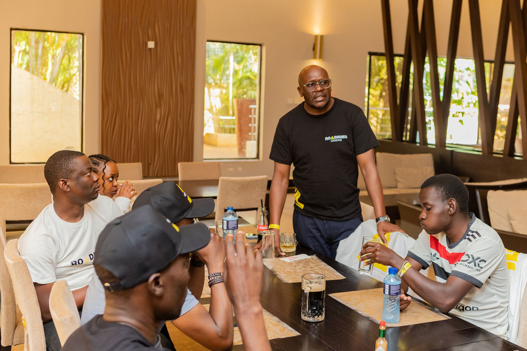 Roadrims Logistics team