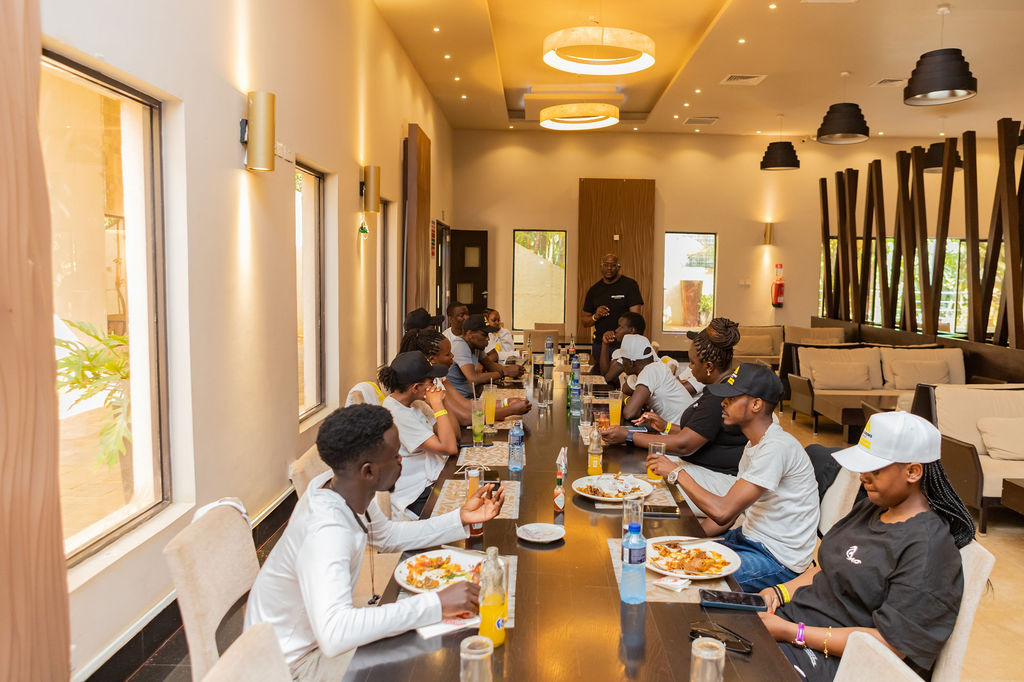 Roadrims Logistics team