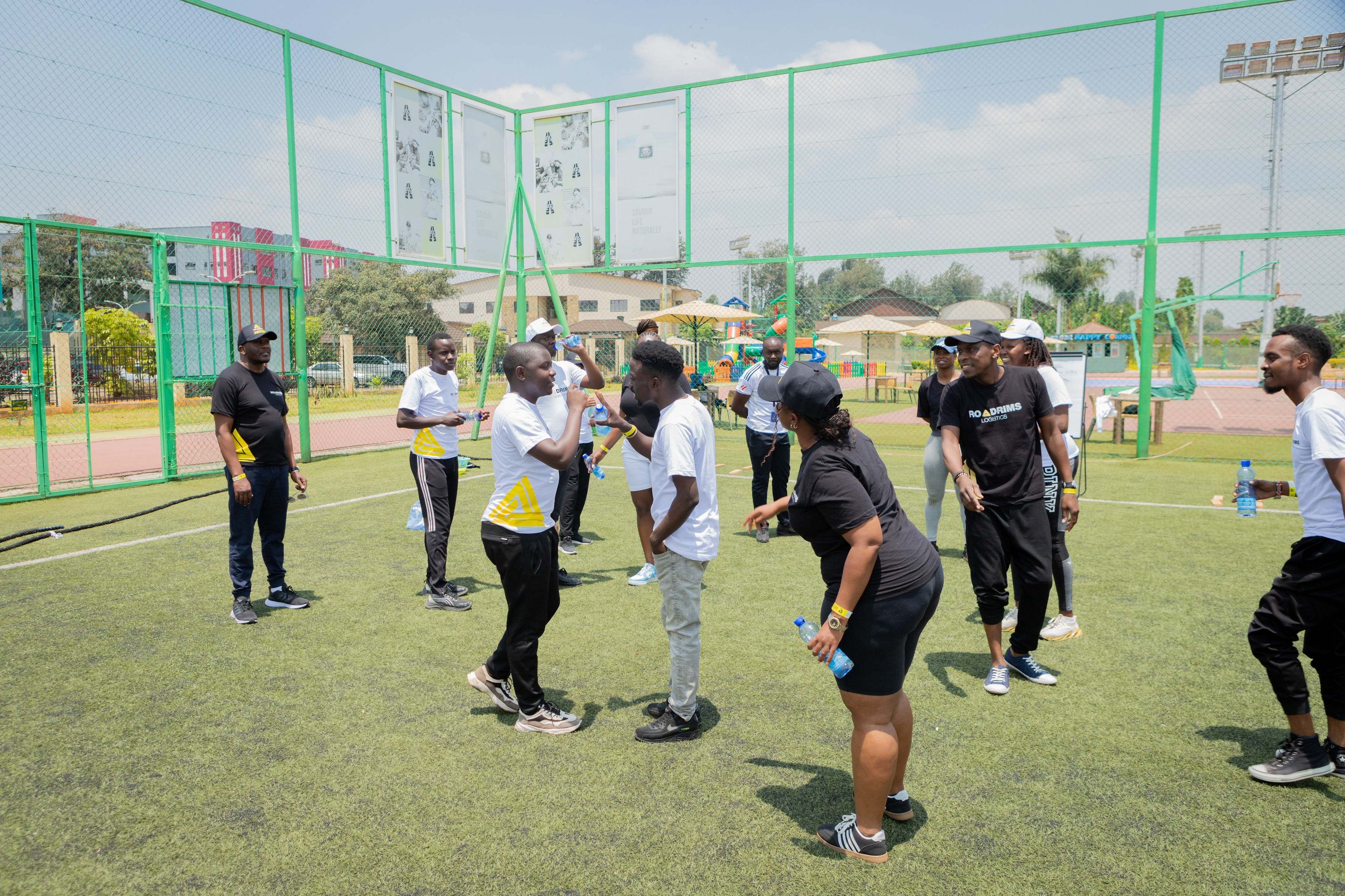 Roadrims Logistics team